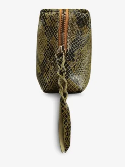 Adele Python