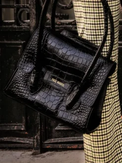 Colette S Alligator