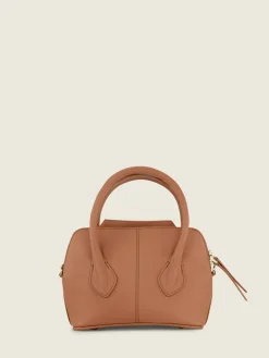 Gisele Xs Art Deco