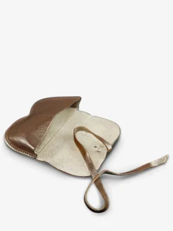 L'Etui A Lunettes