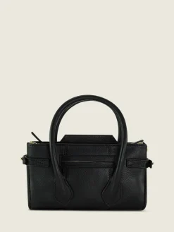 Madeleine Xs Art Deco