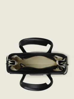 Madeleine Xs Art Deco