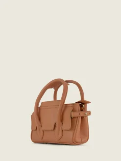 Madeleine Xs Art Deco